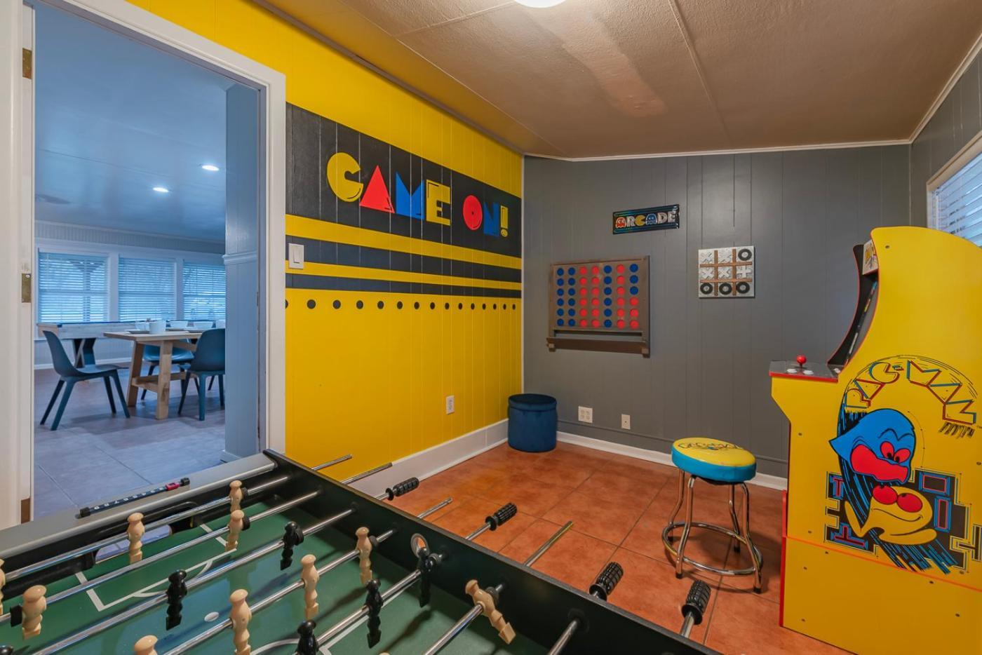 Texas Vacation Home, Game Room & Pool By Sixflags サンアントニオ エクステリア 写真