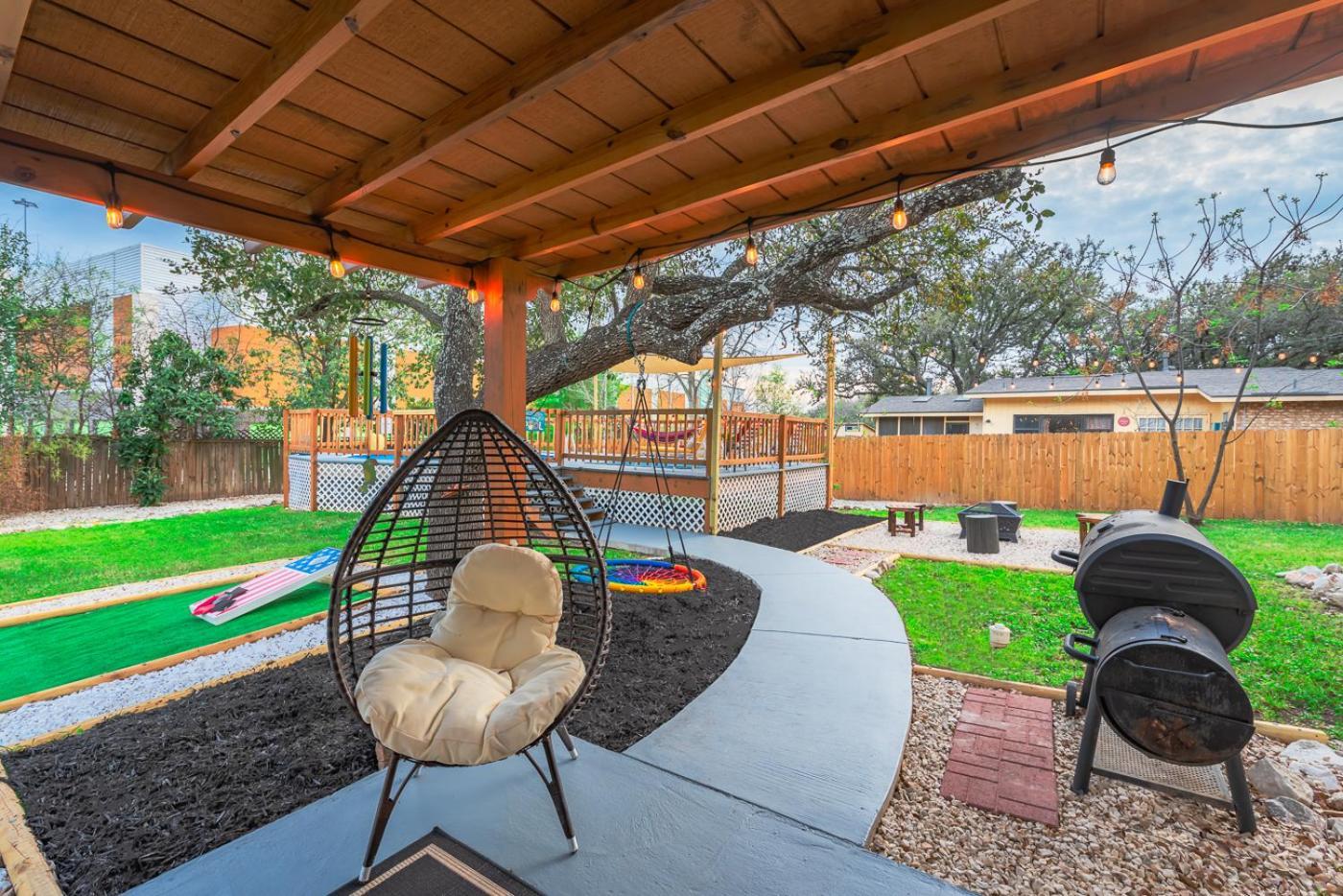 Texas Vacation Home, Game Room & Pool By Sixflags サンアントニオ エクステリア 写真