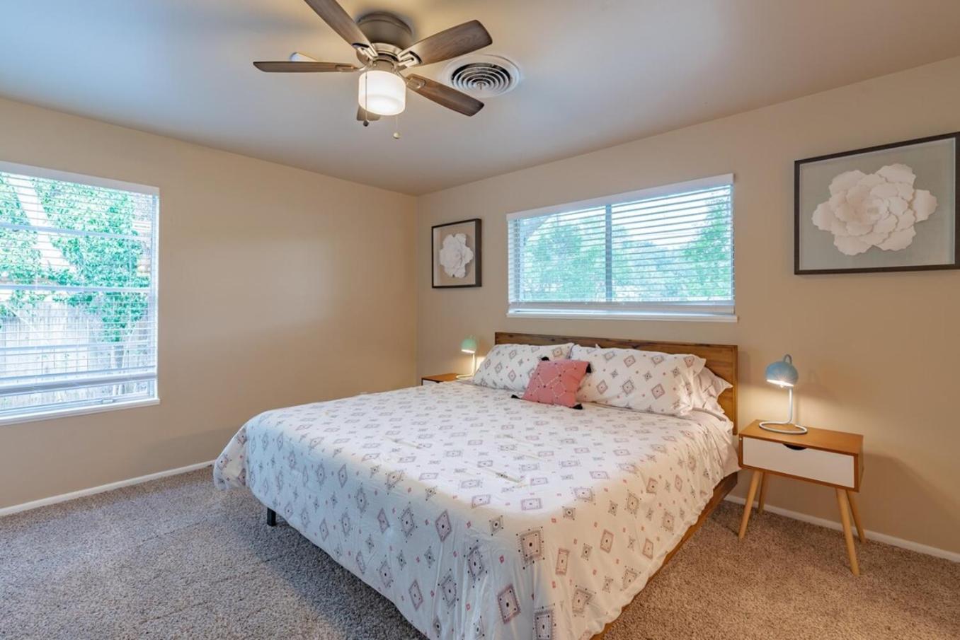 Texas Vacation Home, Game Room & Pool By Sixflags サンアントニオ エクステリア 写真